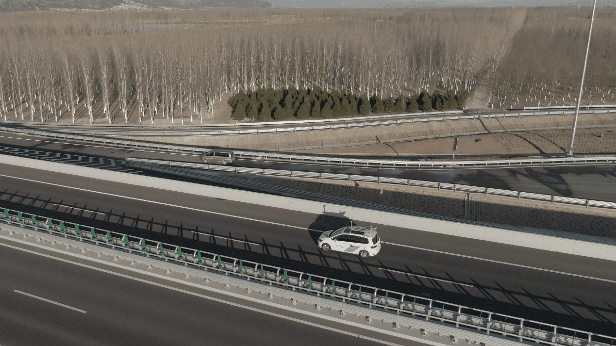 yh0612cc�����������ٹ�·���˼�ʻ���в���